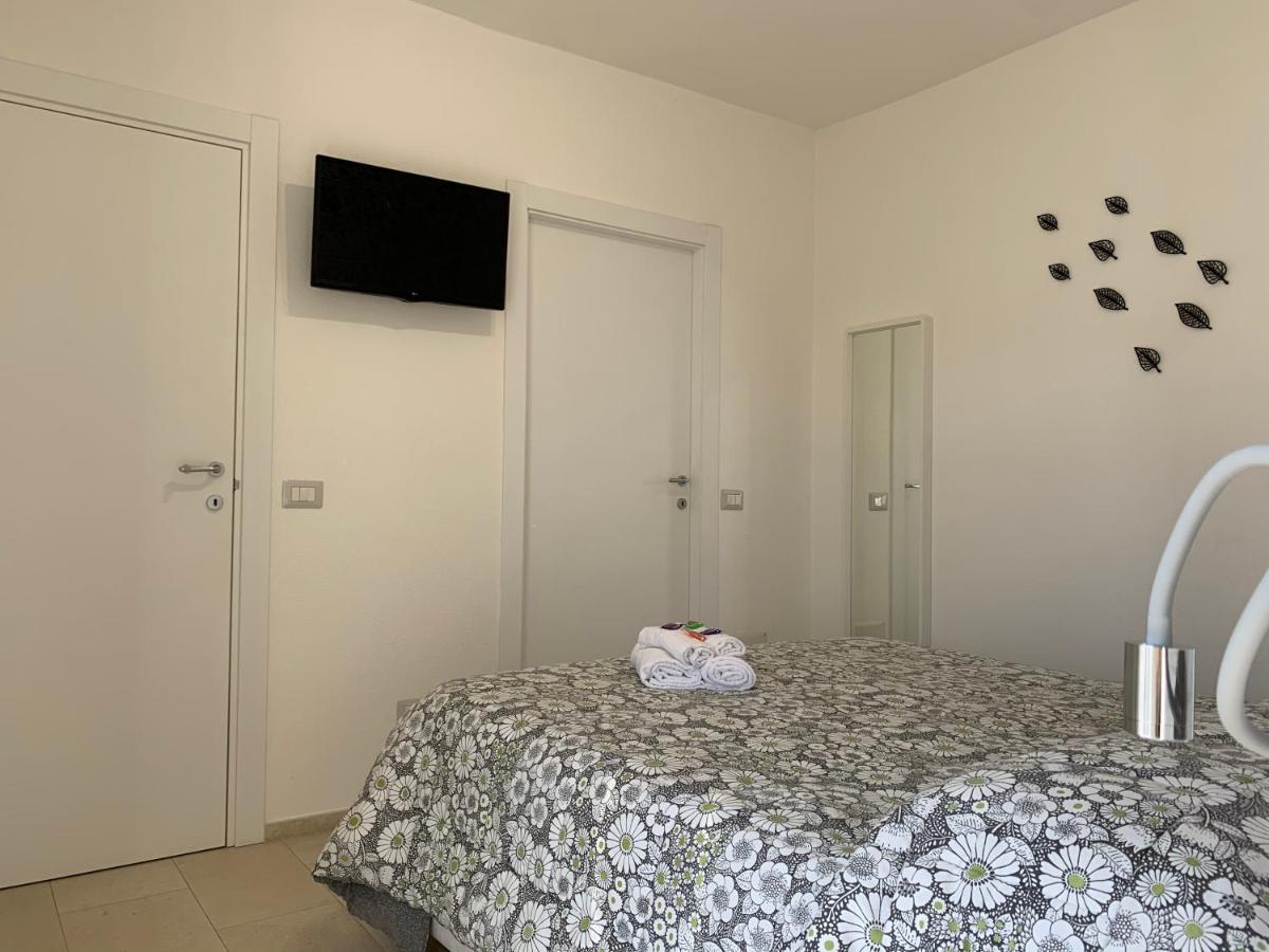 B&B Somiar San Teodoro  Εξωτερικό φωτογραφία