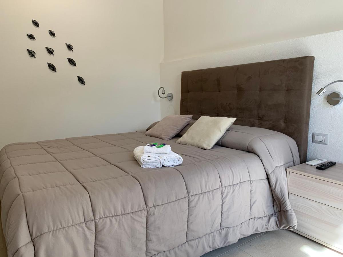 B&B Somiar San Teodoro  Εξωτερικό φωτογραφία