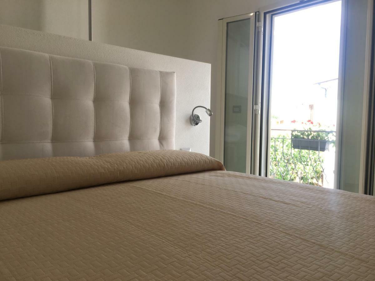 B&B Somiar San Teodoro  Εξωτερικό φωτογραφία
