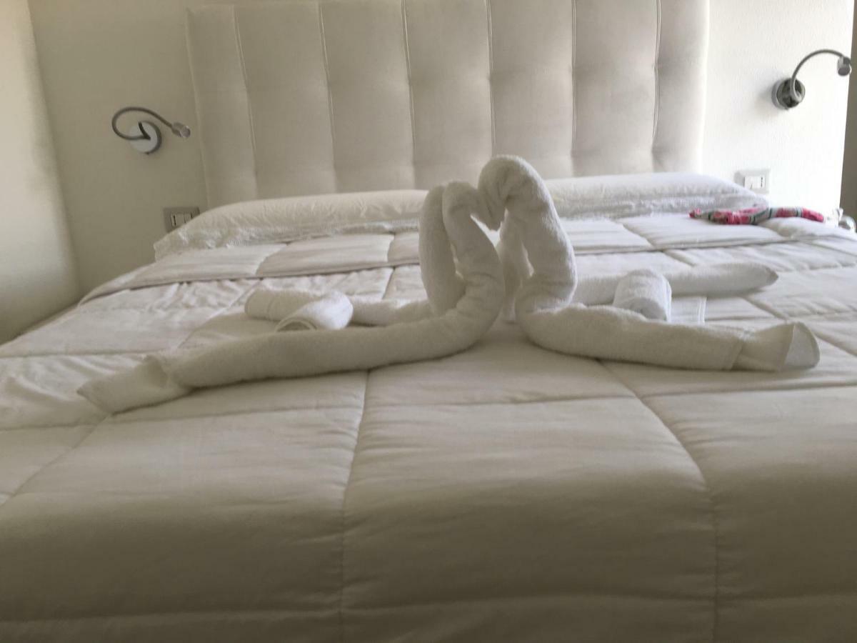 B&B Somiar San Teodoro  Εξωτερικό φωτογραφία